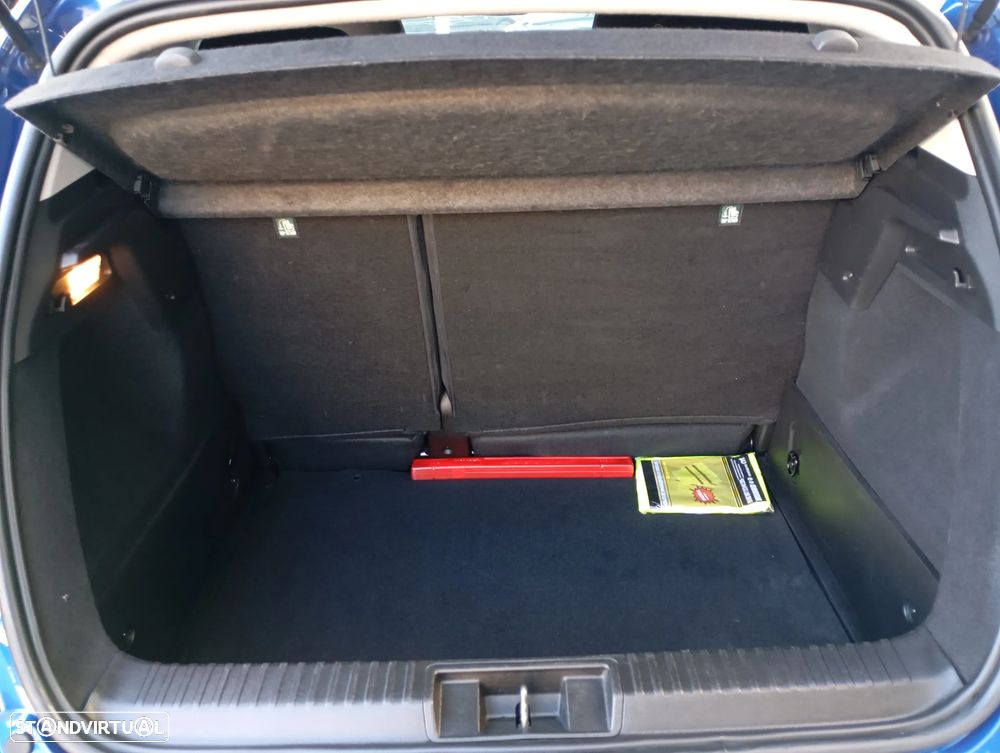 Renault Captur 1.0 TCe Techno Bi-Fuel - 11