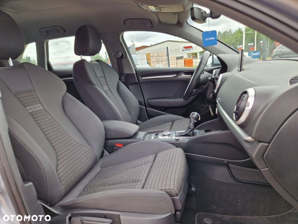 Audi A3 Sportback 2.0 TDI S tronic - 22