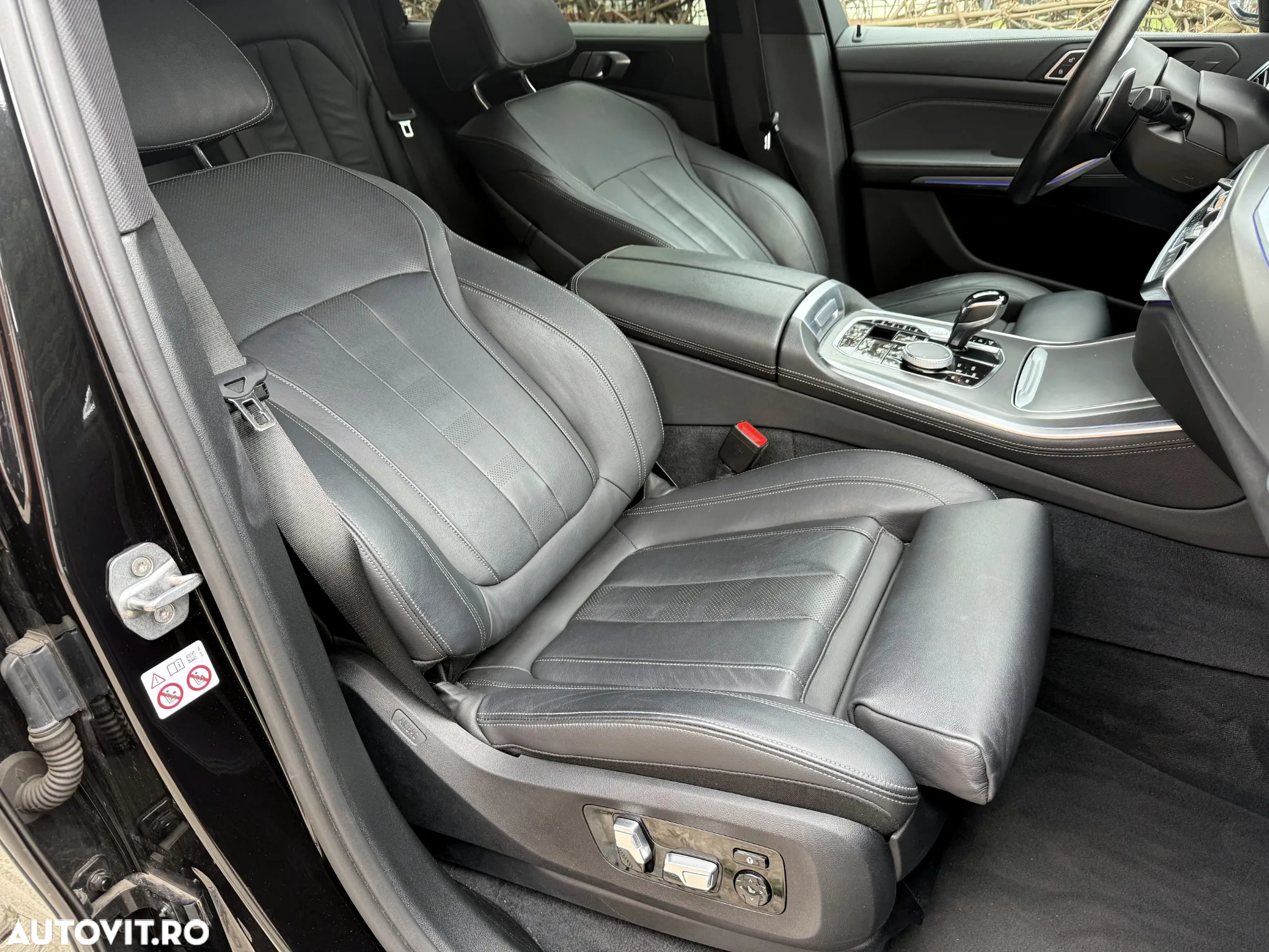 BMW X5 M M50d - 11