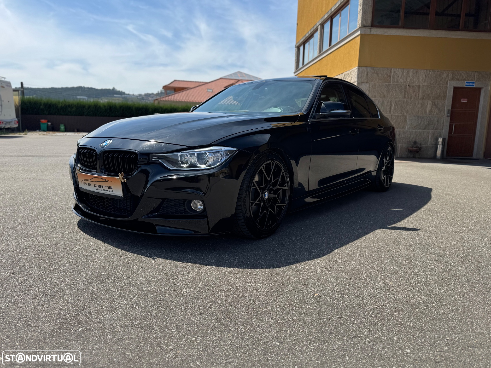 BMW 328 i Auto Pack M - 24