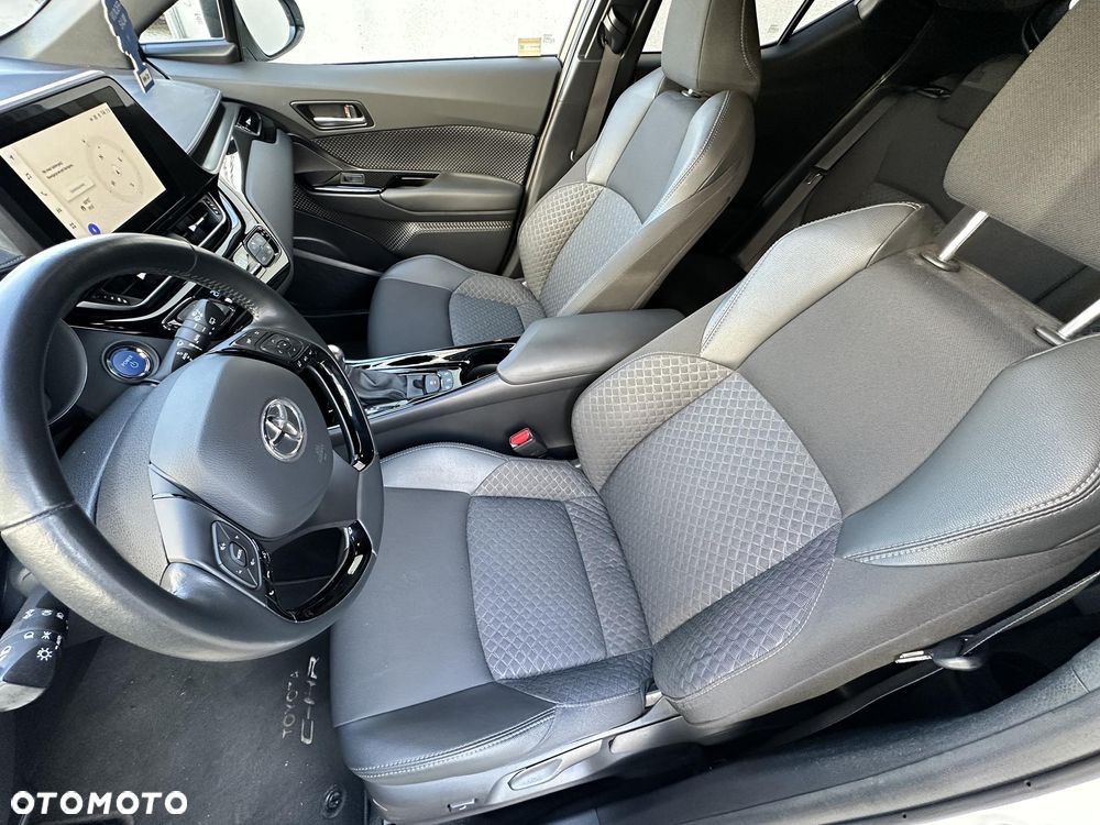 Toyota C-HR 1.8 Hybrid GPF Style - 11
