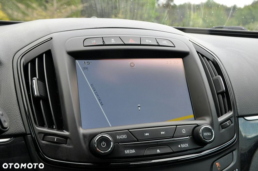 Opel Insignia - 32