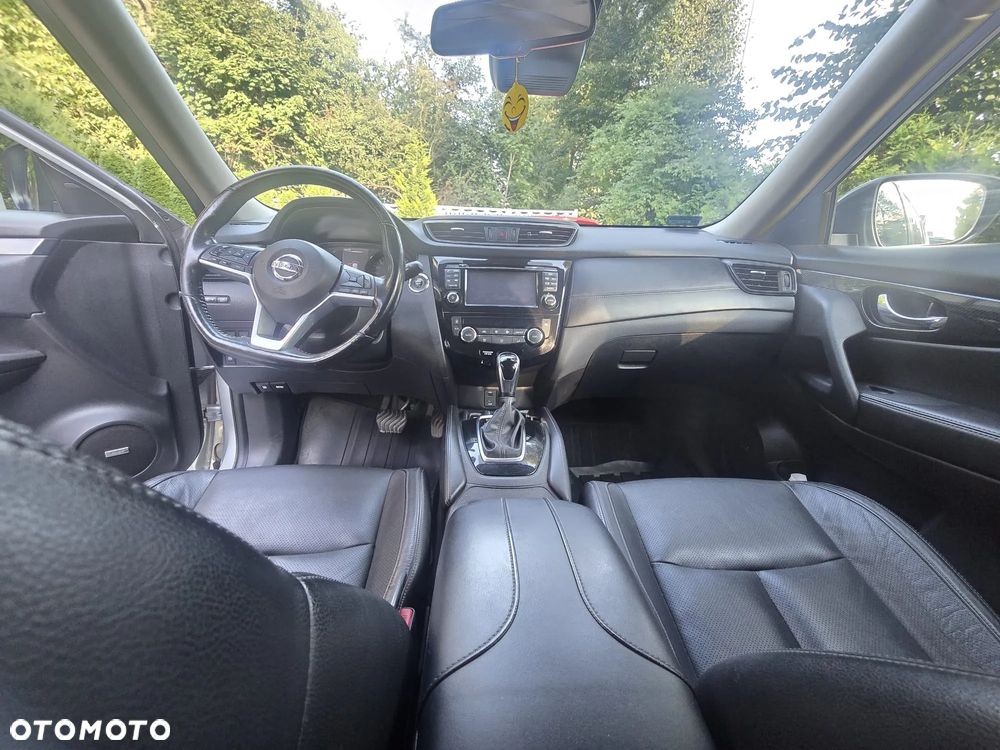 Nissan X-Trail 2.0 dCi Tekna 2WD Xtronic - 4