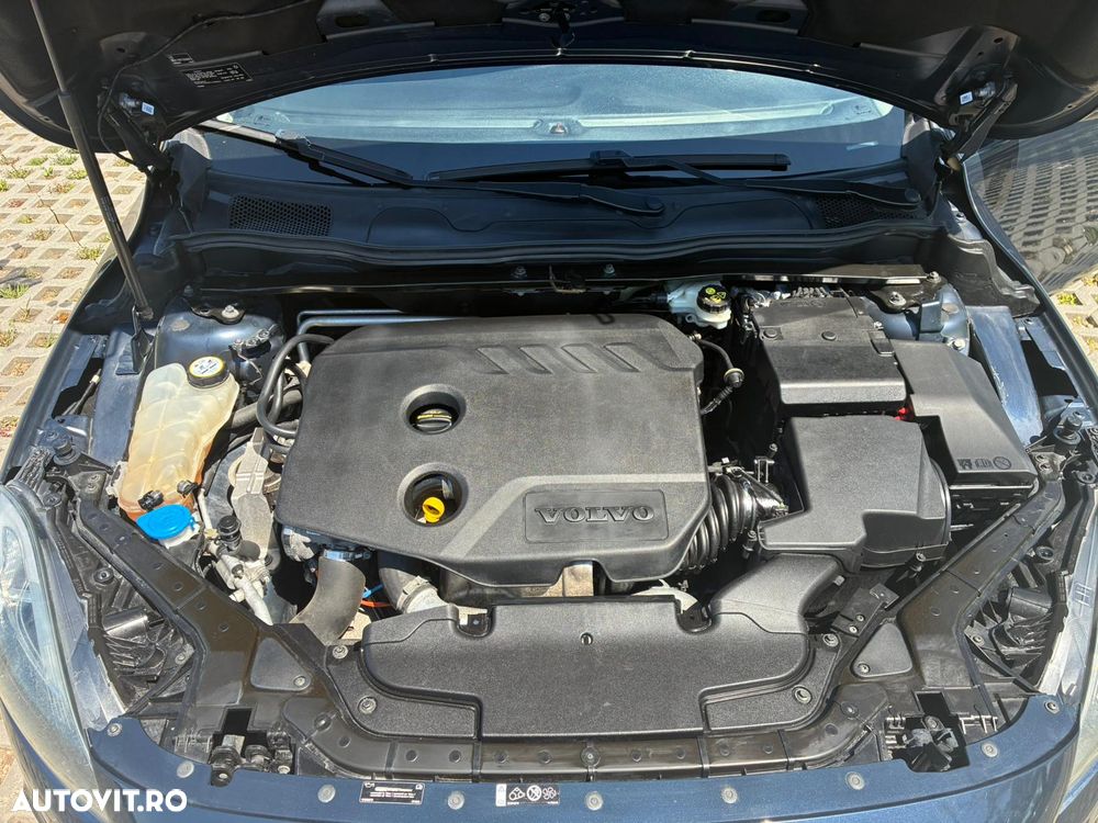 Volvo V40 - 5
