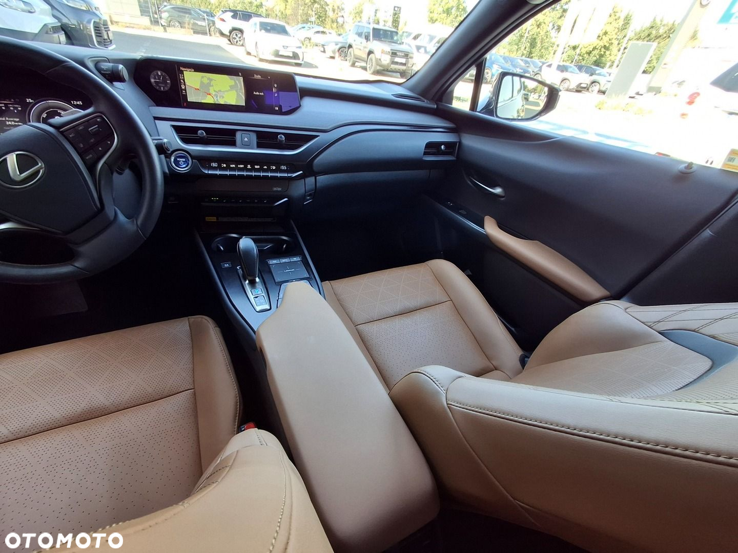 Lexus UX - 11