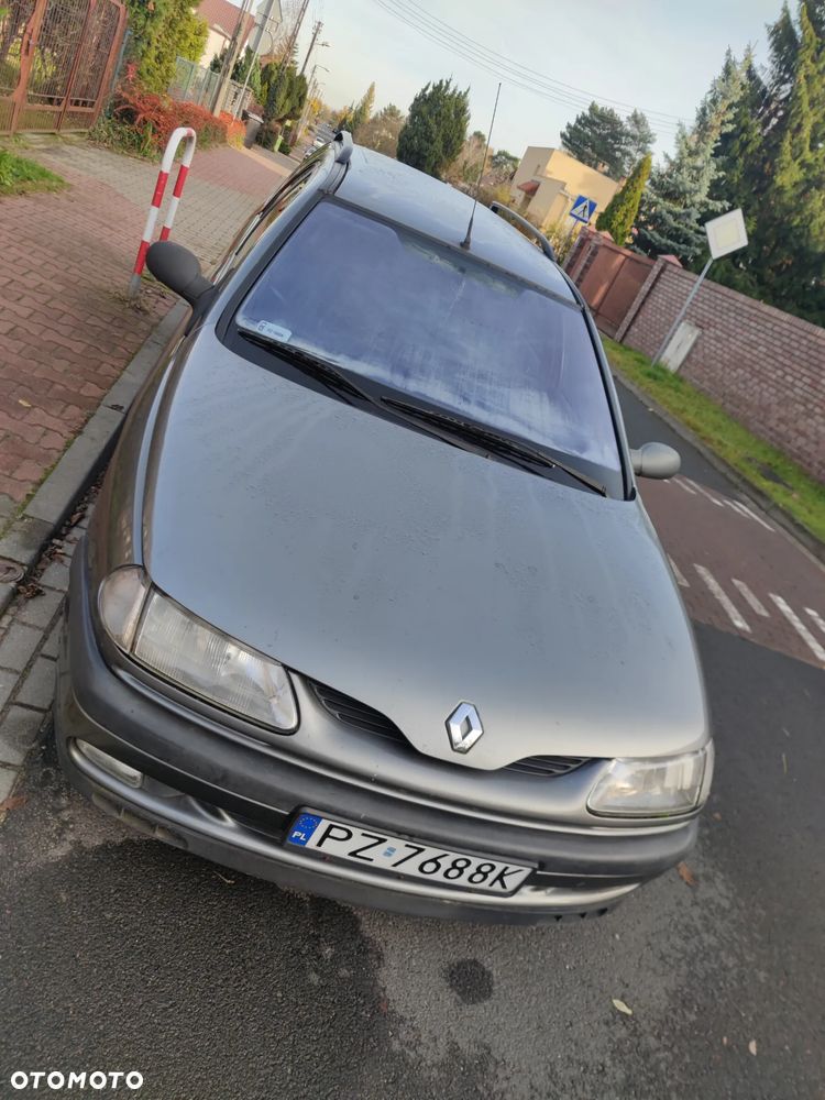 Renault Laguna 1.8 RN - 8