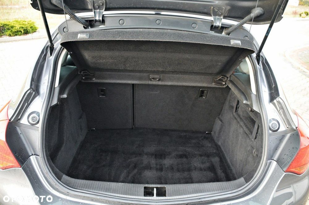 Opel Astra - 24