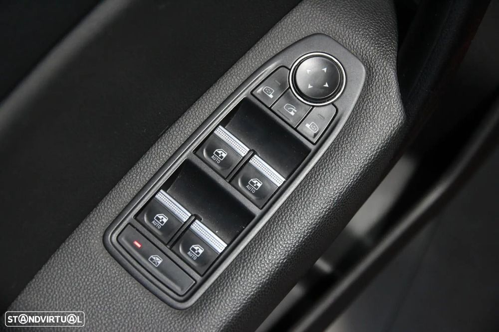 Renault Captur 1.0 TCe Exclusive - 9