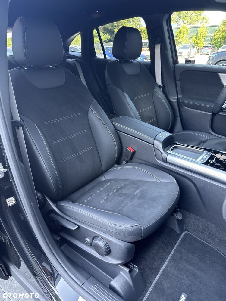 Mercedes-Benz GLA 200 mHEV AMG Line 7G-DCT - 26