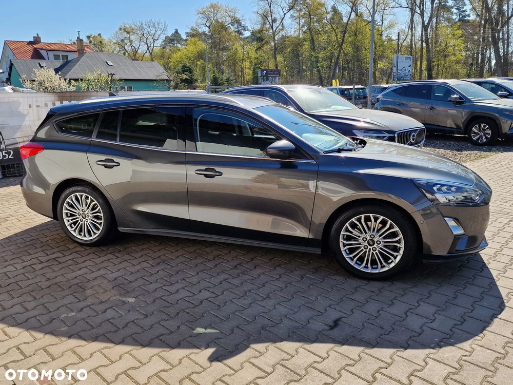 Ford Focus 2.0 EcoBlue Titanium X - 11