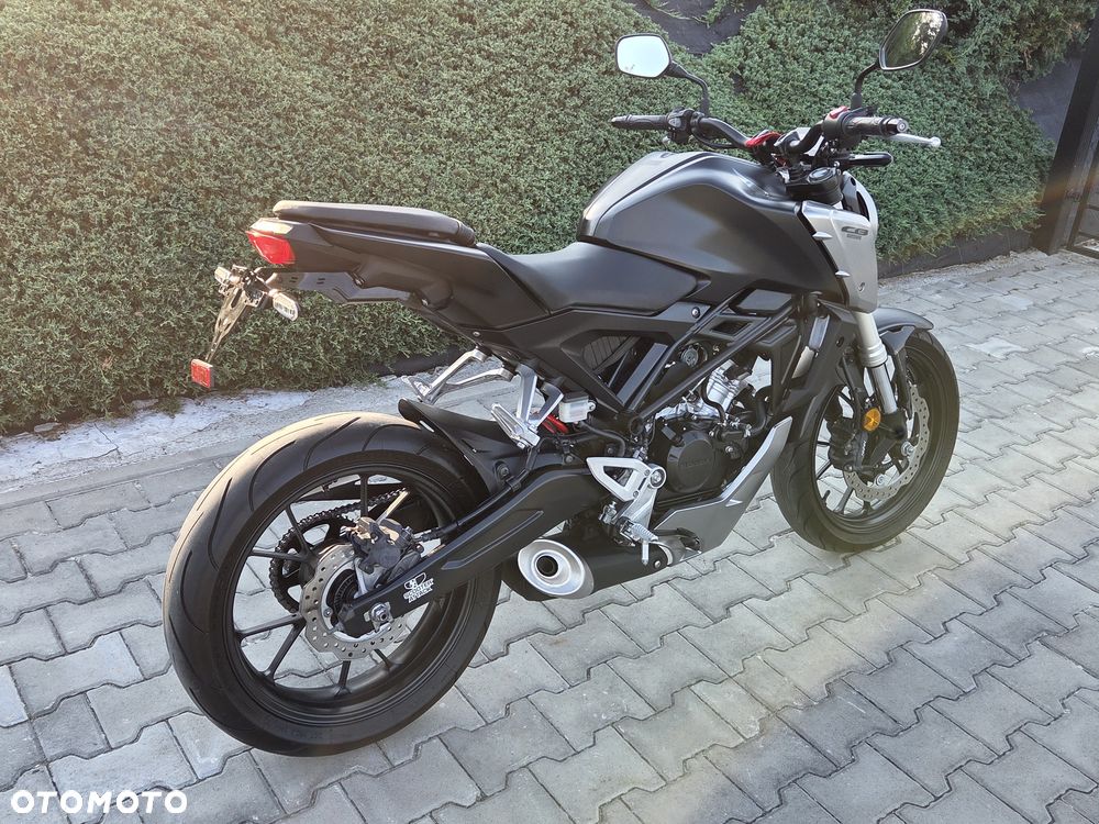 Honda CB - 4