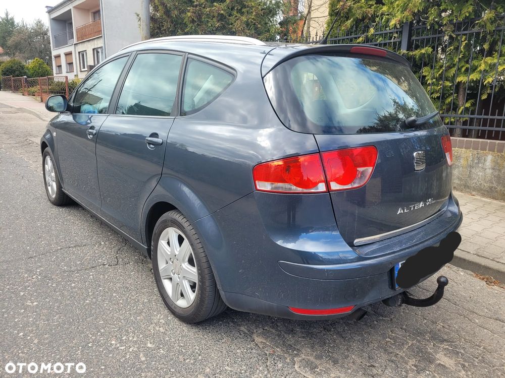 Seat Altea XL 1.6 Stylance - 1