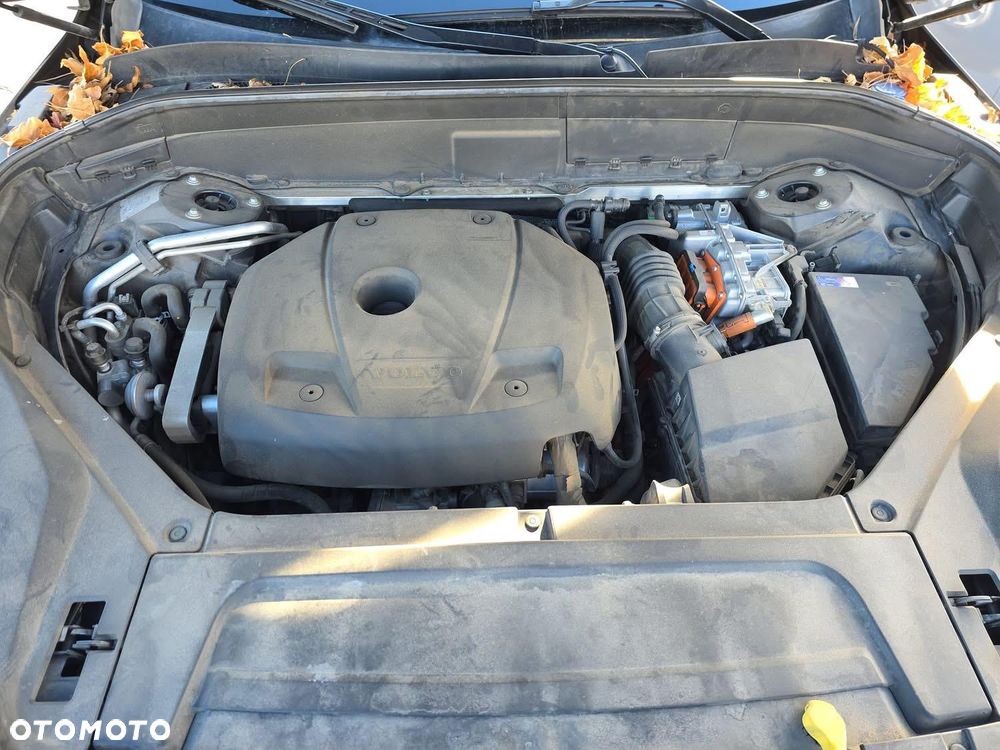 Volvo XC 90 T8 AWD Twin Engine Geartronic Momentum - 20
