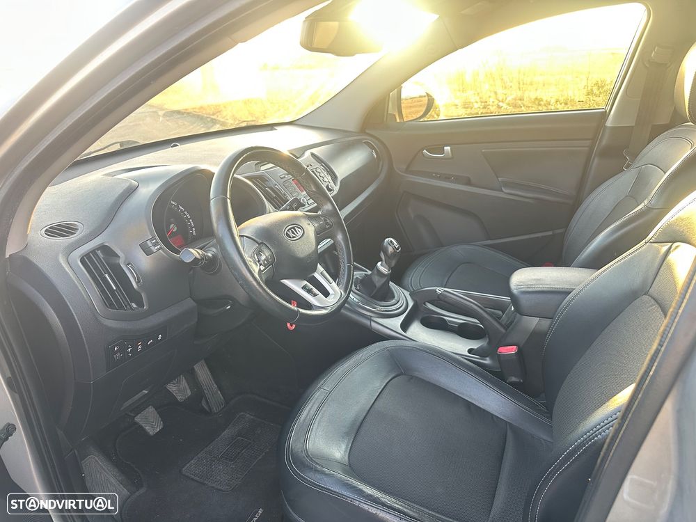 Kia Sportage 1.7 CRDI ISG TX - 10