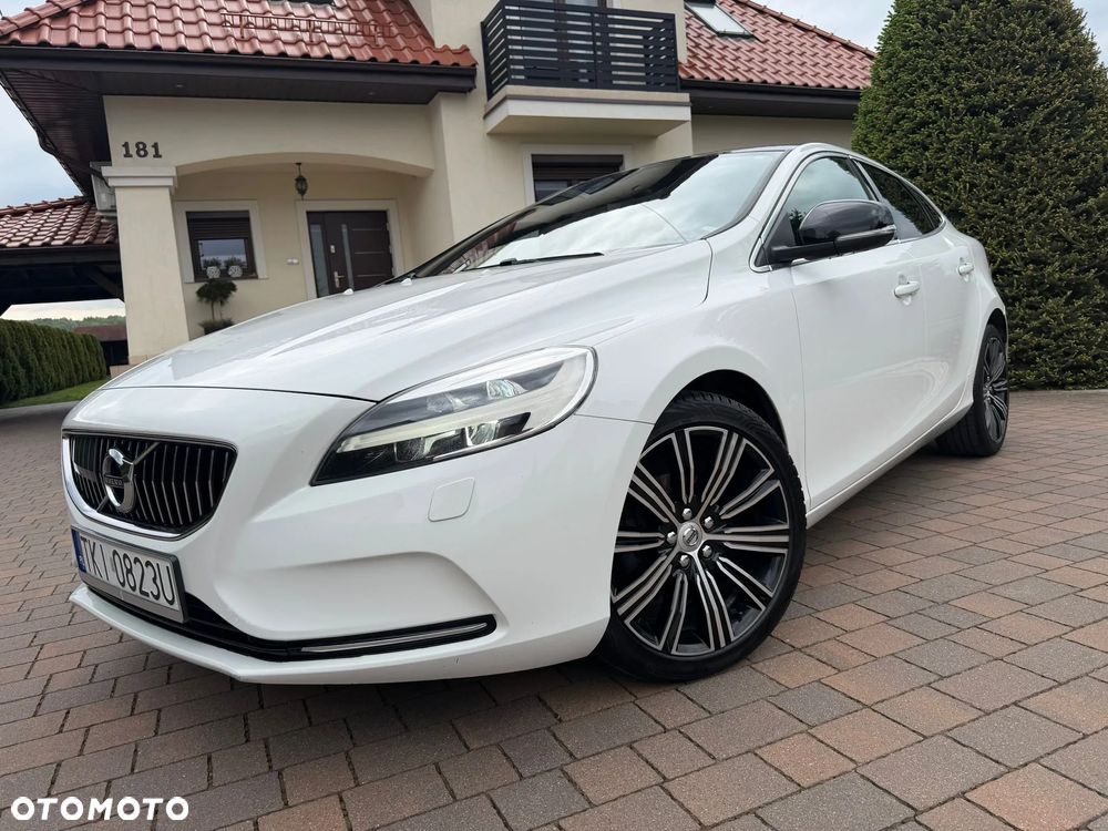 Volvo V40 D2 Inscription - 32