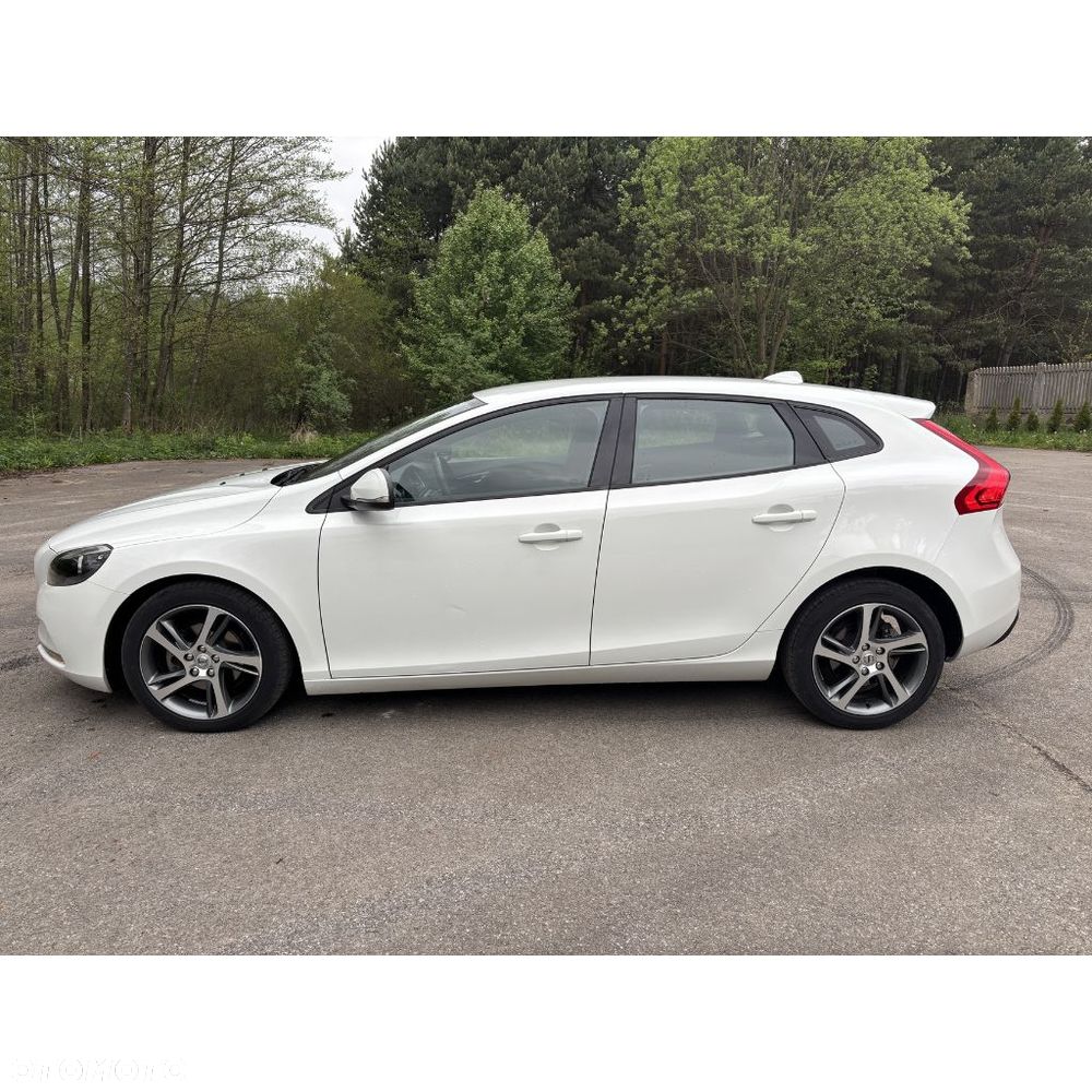 Volvo V40 D2 Kinetic - 10