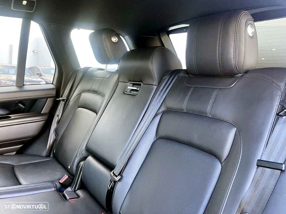 Land Rover Range Rover P400e Plug-in Vogue - 29
