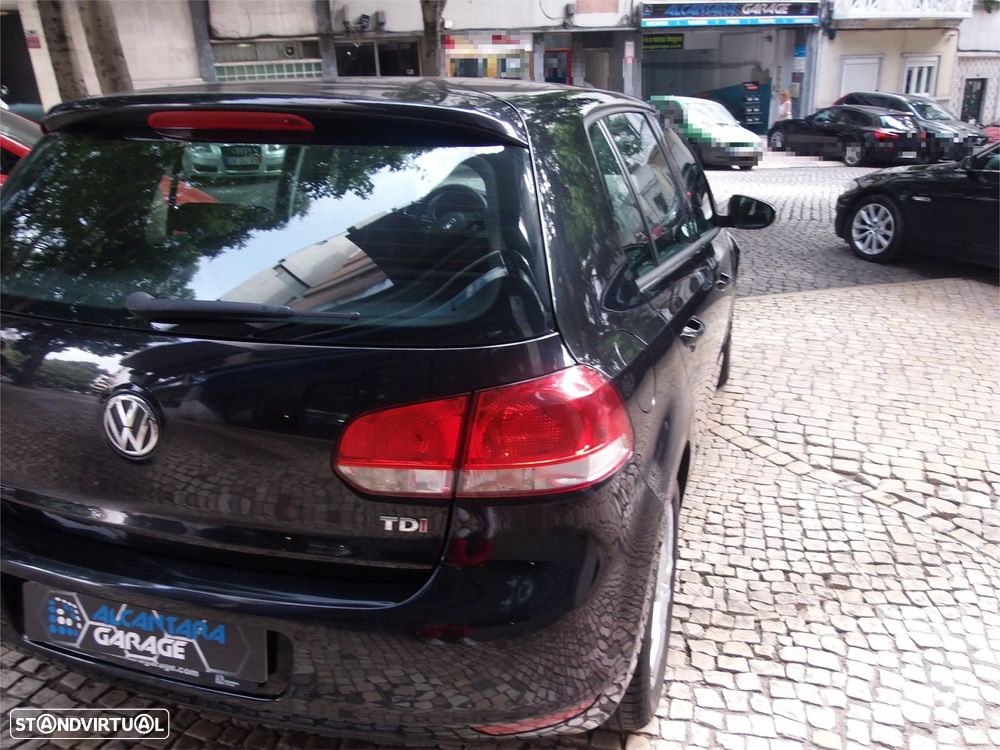 VW Golf 1.6 TDi Highline - 18