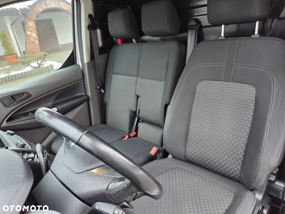 Ford Transit Connect - 25