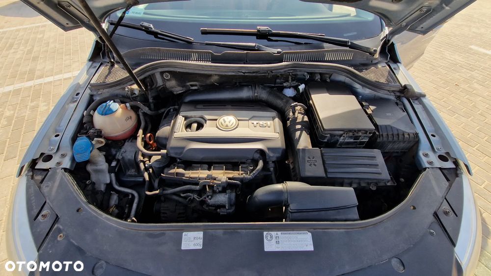 Volkswagen Passat CC - 17