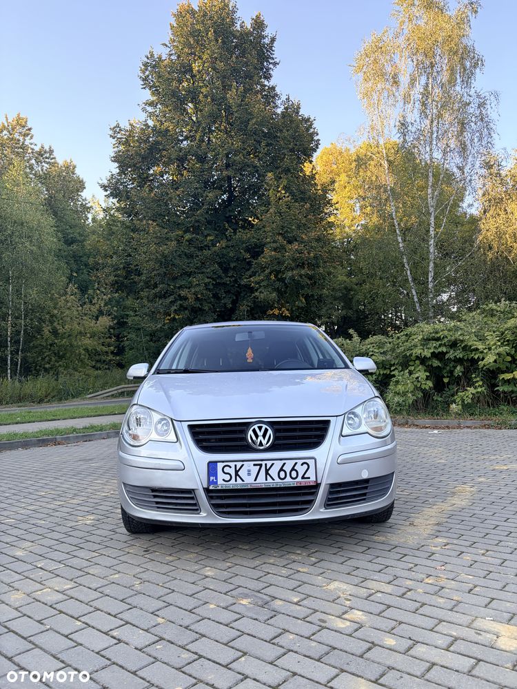 Volkswagen Polo - 2