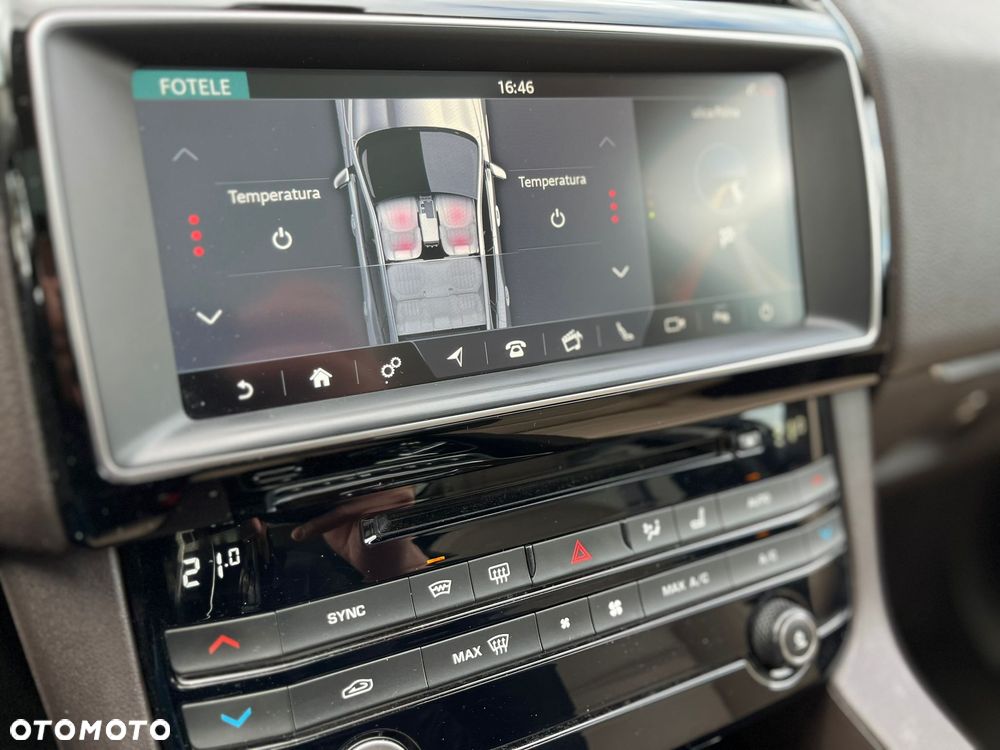 Jaguar F-Pace 2.0 i4D AWD Prestige - 25
