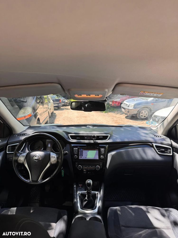 Nissan Qashqai - 10