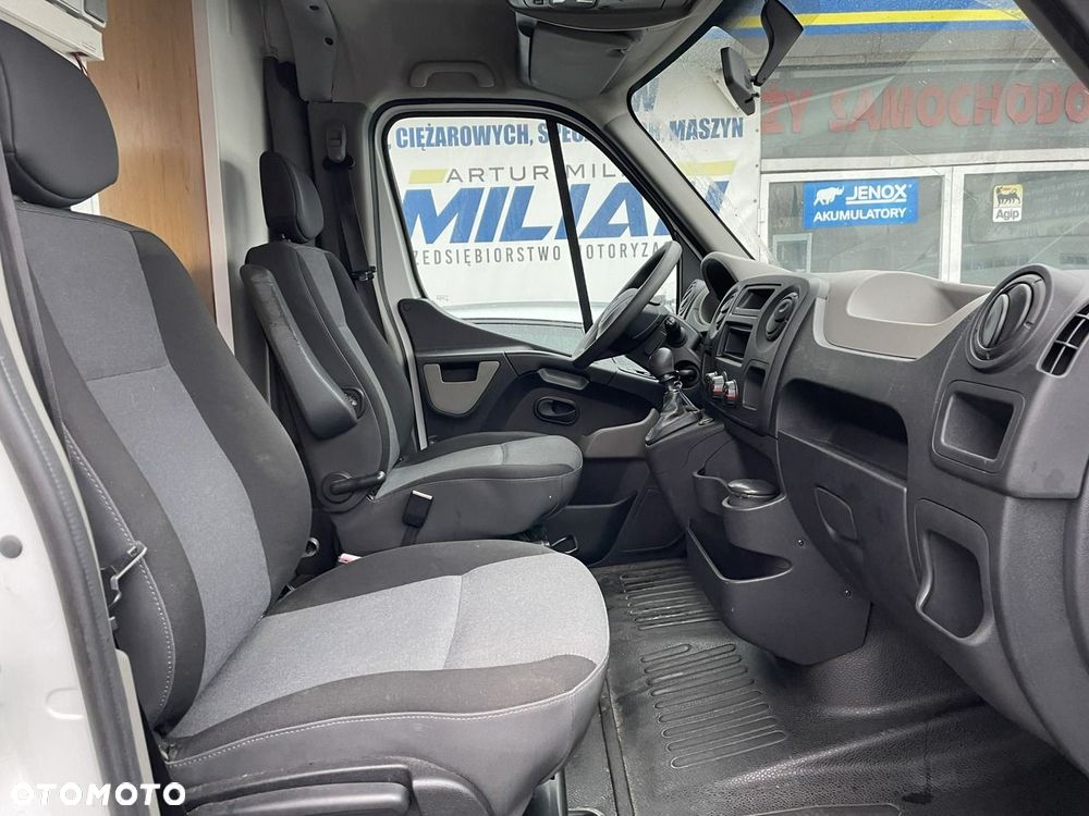 Renault Master - 29