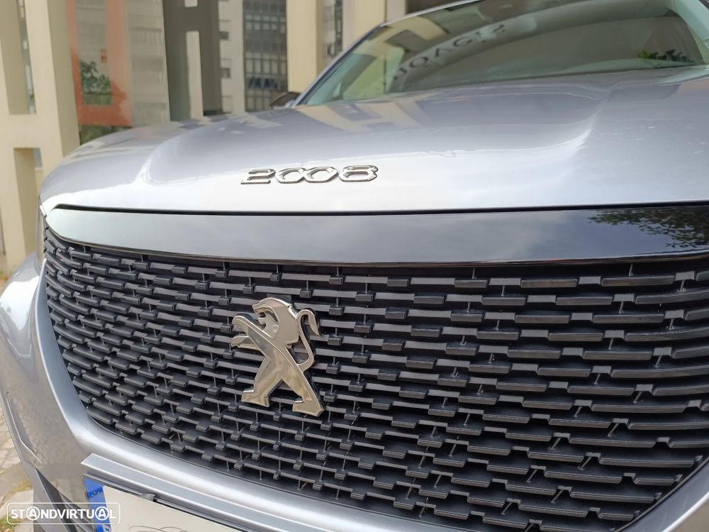 Peugeot 2008 1.2 PureTech Active — fotografia 5