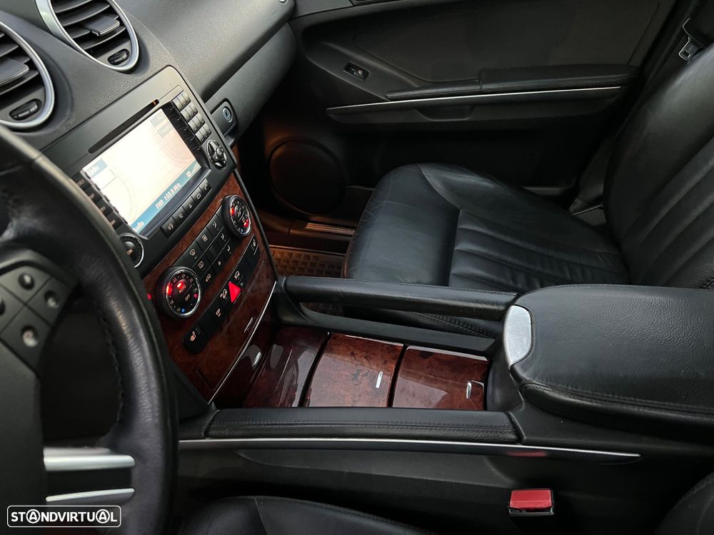 Mercedes-Benz ML 320 CDi - 24