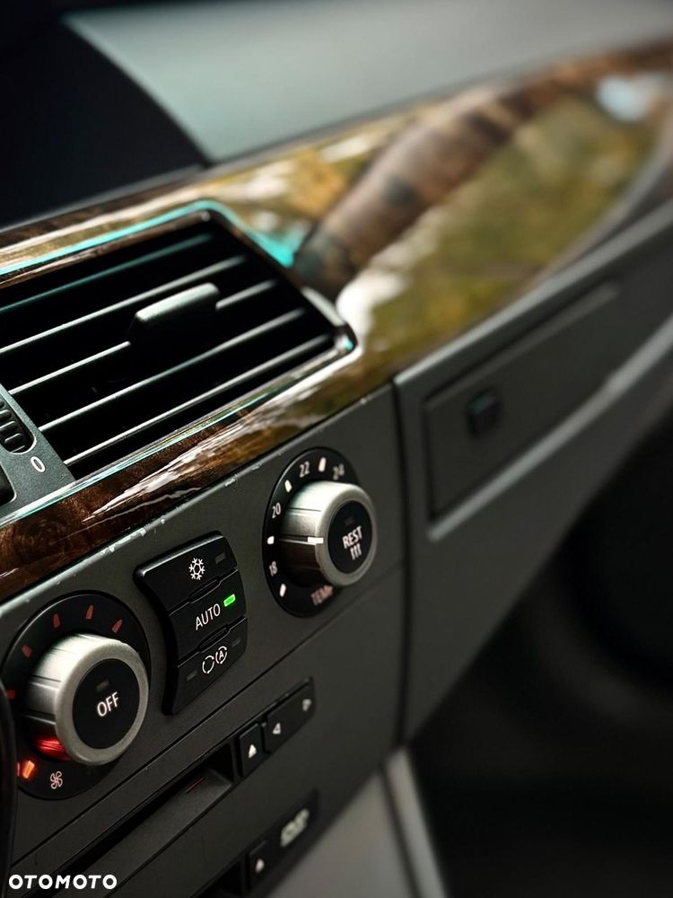 BMW Seria 5 - 31
