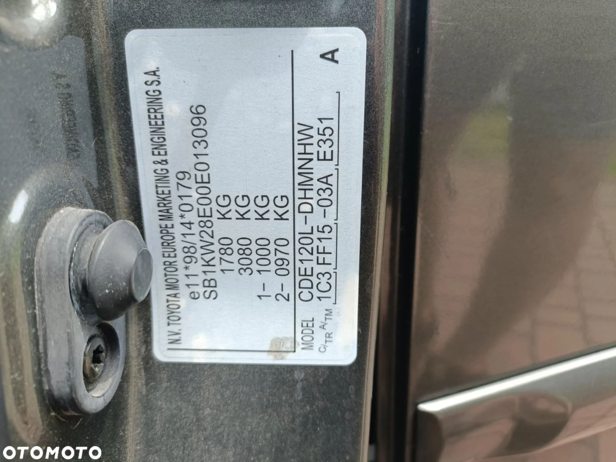 Toyota Corolla 2.0 D-4D Sol - 4
