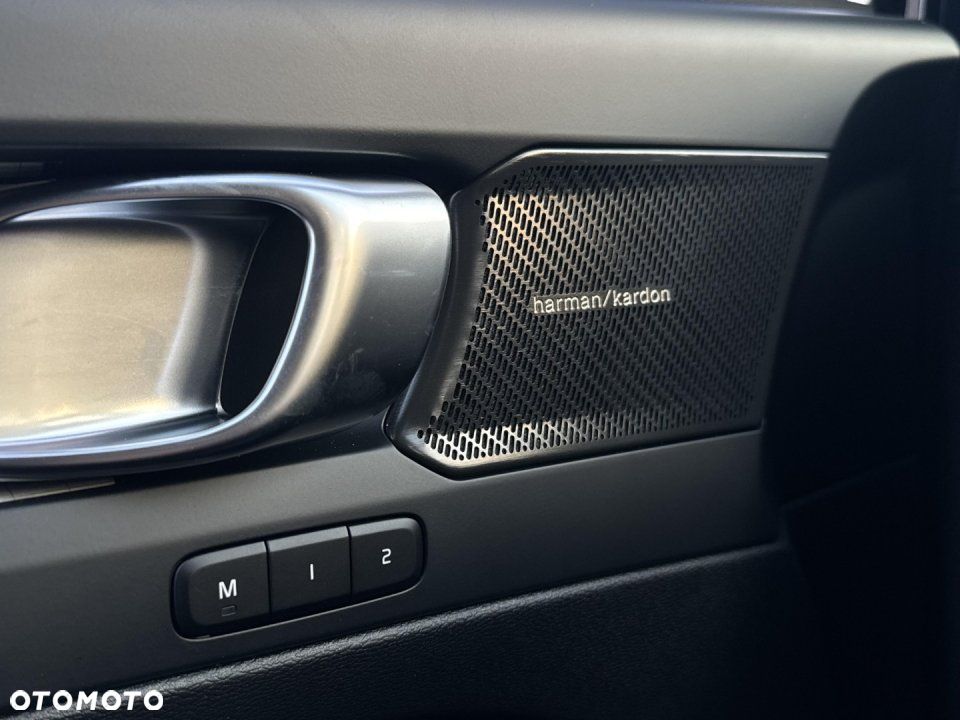 Volvo XC 40 - 19