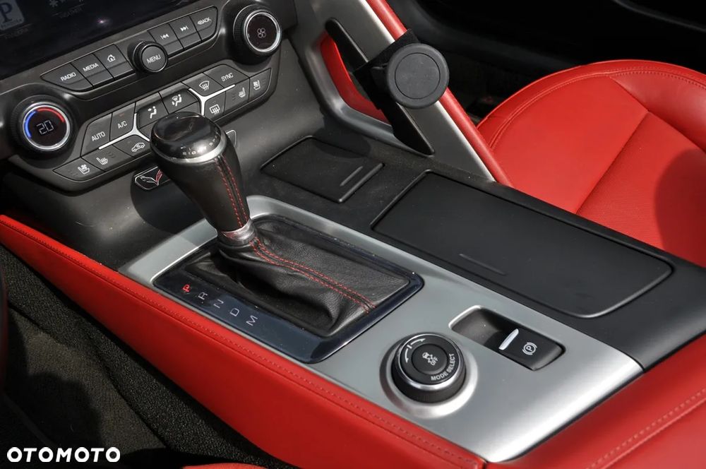 Chevrolet Corvette Stingray 3LT 6.2 V8 Automatik - 22