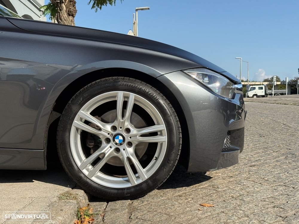 BMW 320 d Touring Pack M - 11