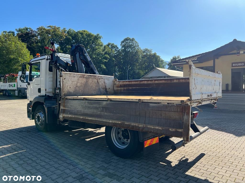 MAN 18.240 TGM wywrotka 3-str. z HDS HIAB 099, manual - 16