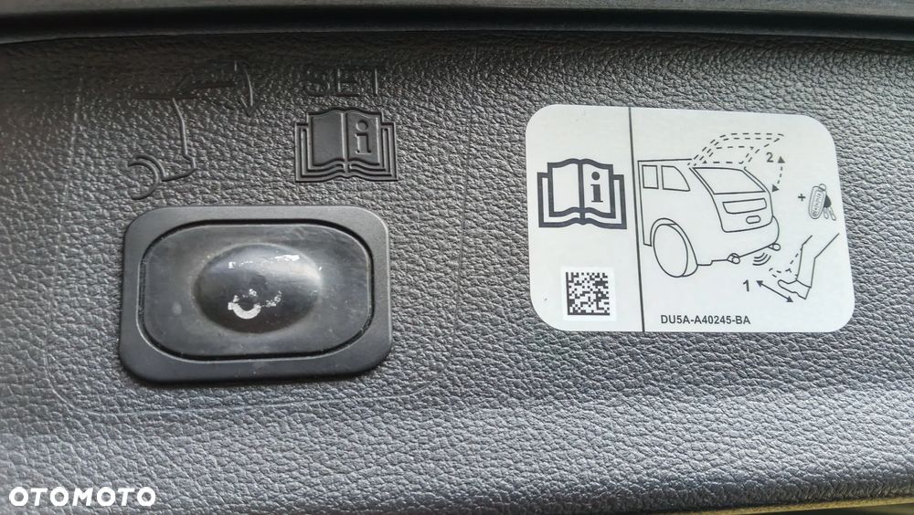 Ford Kuga 2.0 TDCi 4x4 Vignale - 15