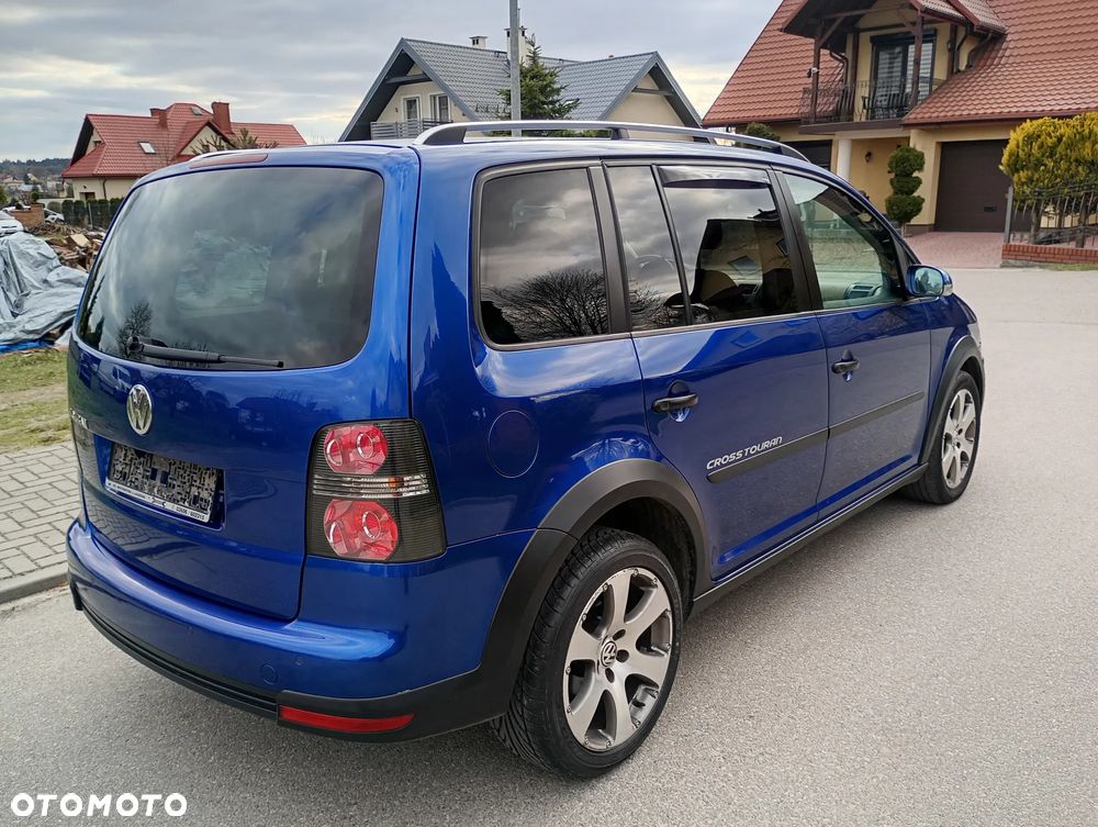 Volkswagen Touran 1.9 TDI DPF Cross - 10