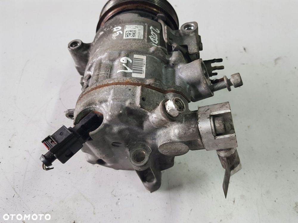 AUDI A5 8T LIFT 12-16r A4 B8 2.0 TDI SPRĘŻARKA KLIMATYZACJI 8T0260805P - 6