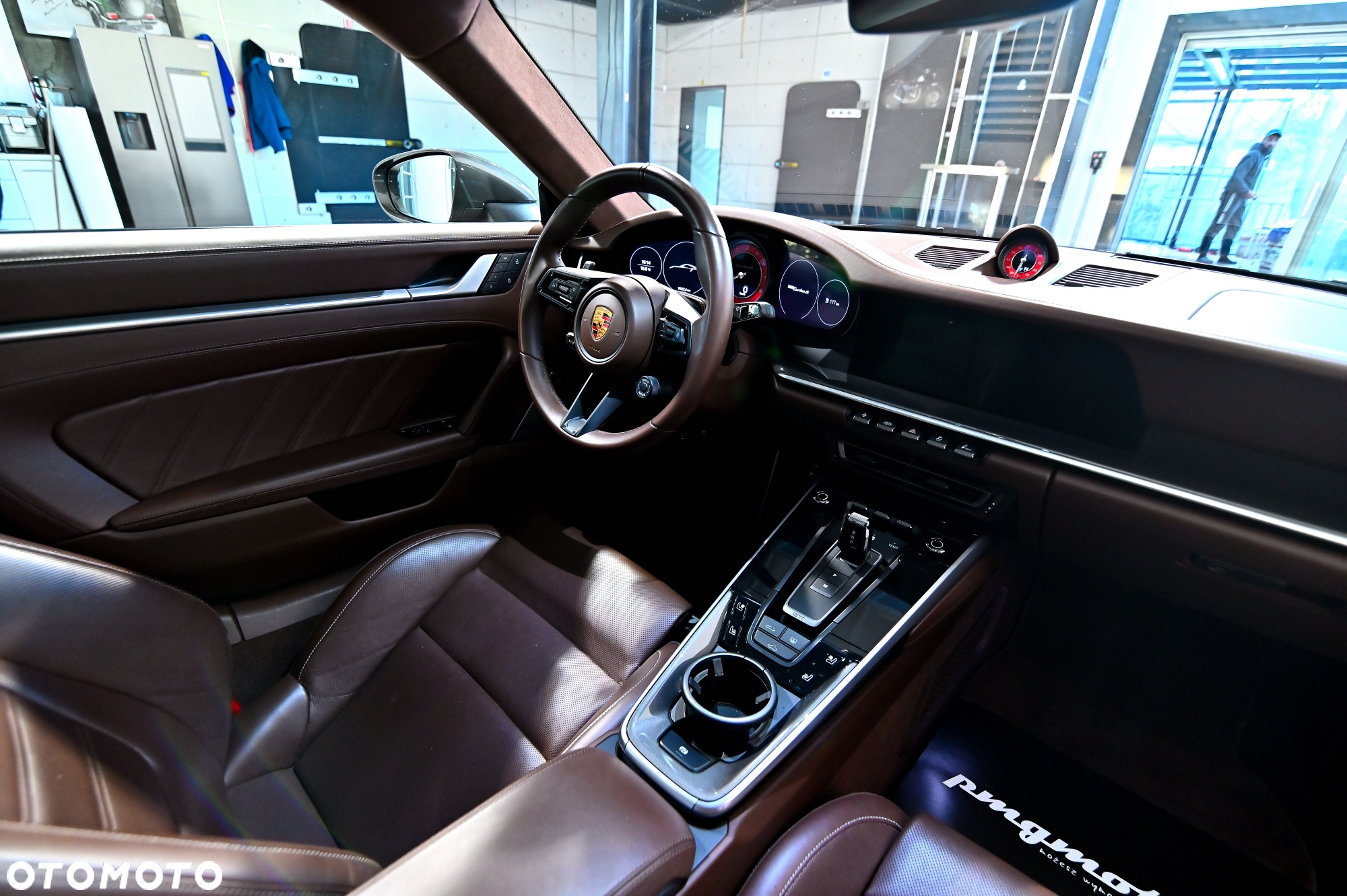 Porsche 911 Turbo S - 25