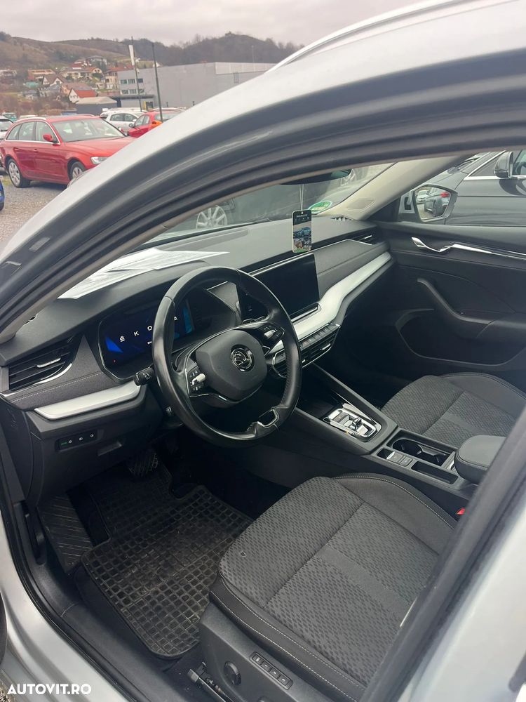 Skoda Octavia 2.0 TDI DSG First Edition - 16