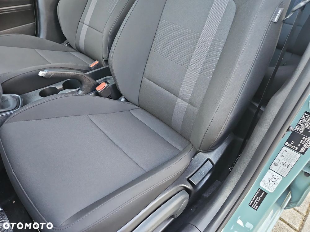 Hyundai i20 1.2 Modern - 12