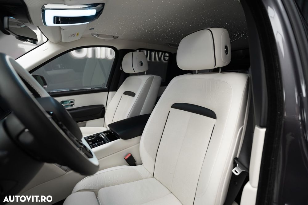Rolls-Royce Cullinan Standard - 21