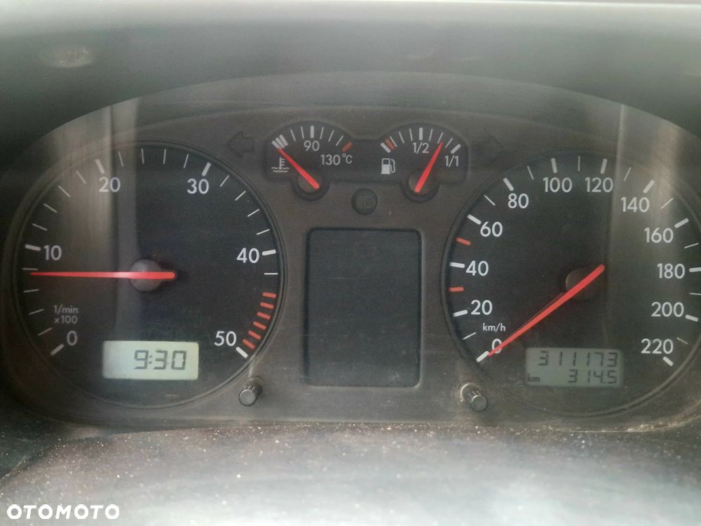 Volkswagen Transporter - 2