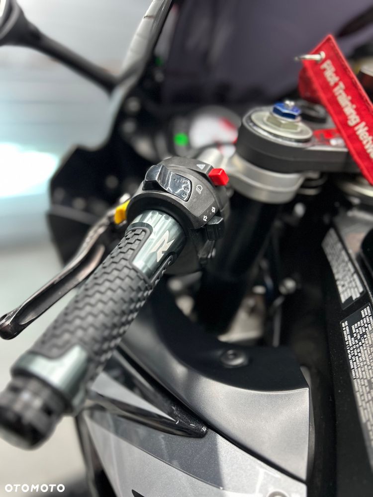 Suzuki GSX-R - 8
