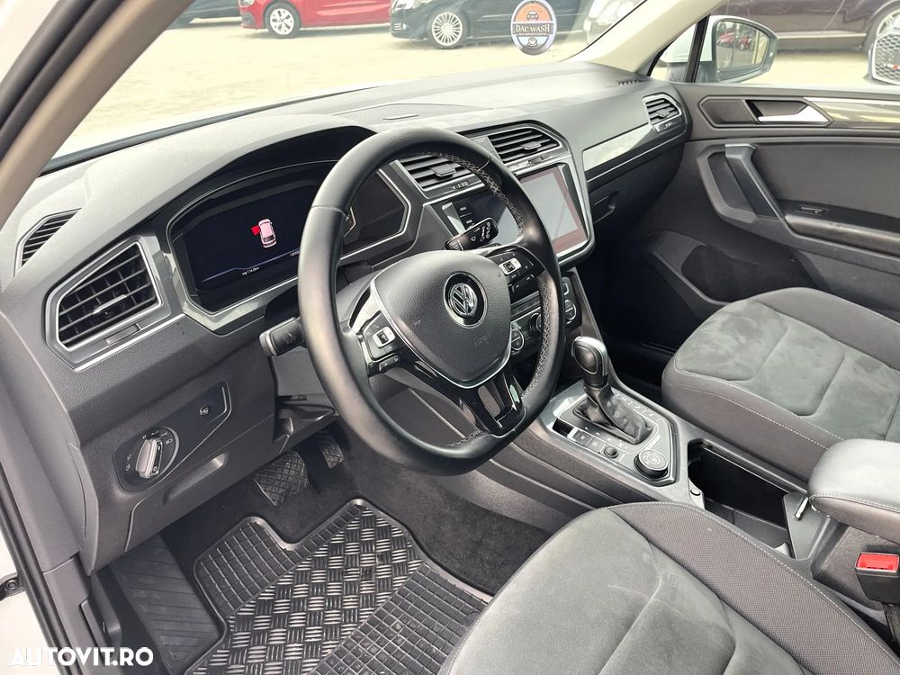 Volkswagen Tiguan 2.0 TDI 4Mot DSG Comfortline - 8
