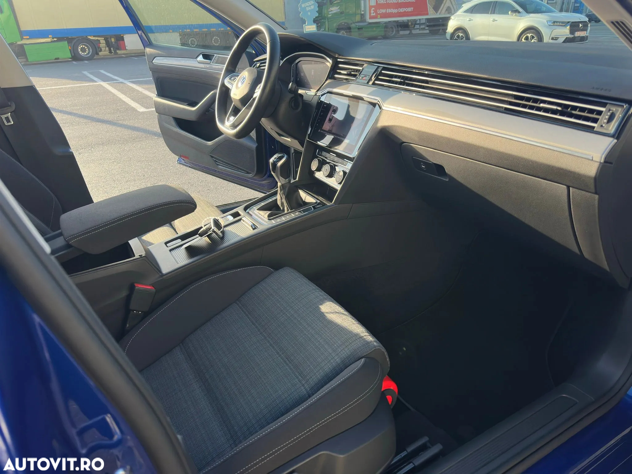 Volkswagen Passat Variant 2.0 TDI SCR Business - 32