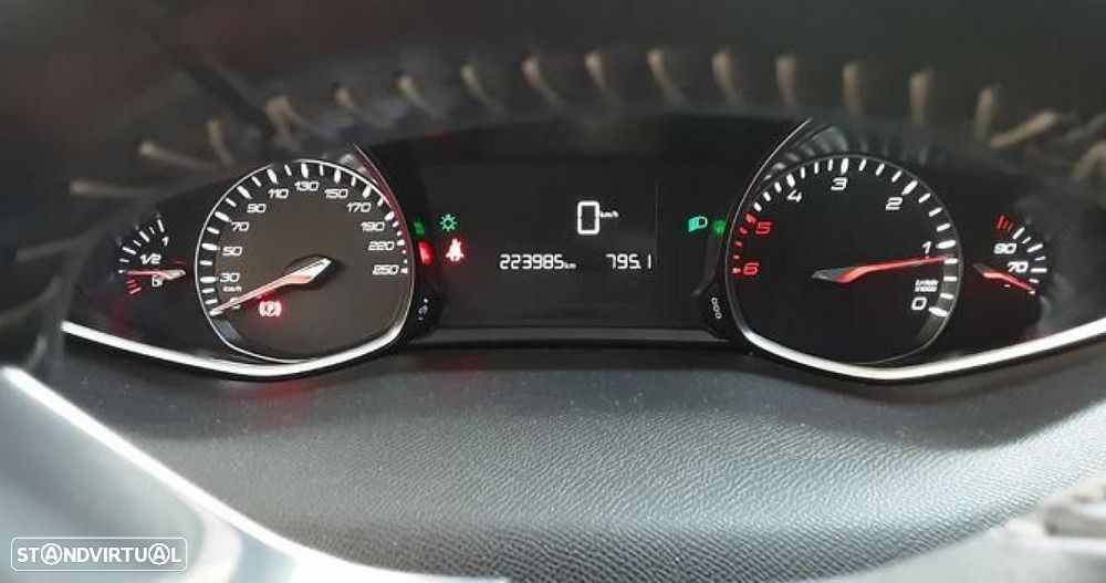 Peugeot 308 - 3