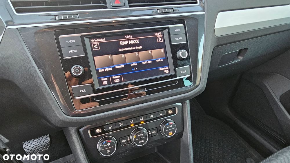 Volkswagen Tiguan - 19