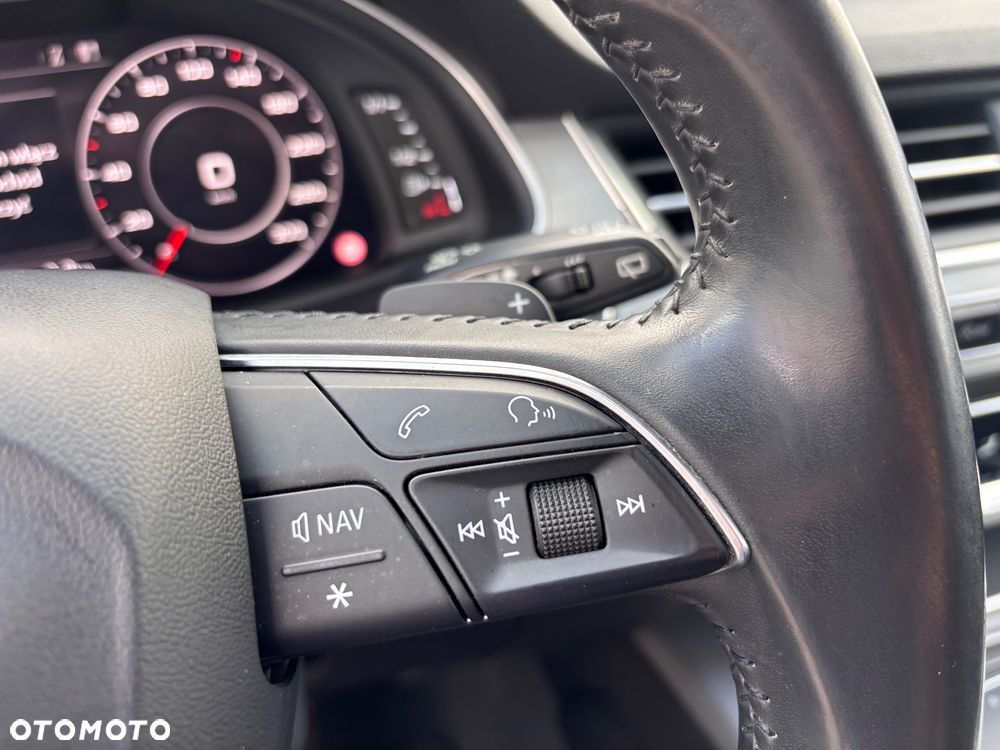Audi Q7 3.0 TDI ultra Quattro Tiptronic - 27
